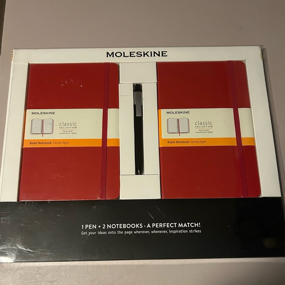 Moleskine Red Leather Paper Notebook Duo with Pen - New